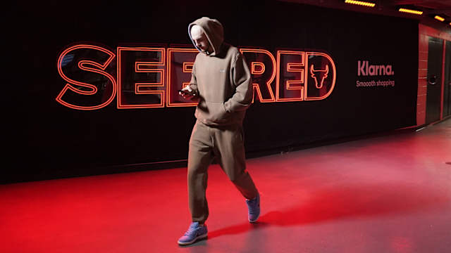 Chicago Bulls guard Alex Caruso (6) enters the building before the game against the Minnesota Timberwolves at United Center.